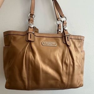 COACH F16565 Camel Leather East West Gallery Double Handle Pleated Tote
